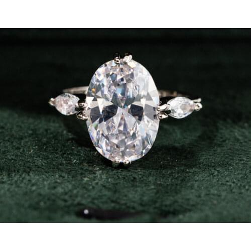 Pear Womens Rings with Stones New Shining Luxury Oval Zircon Wedding Ring Accessories for Women Jewelry Brand Wholesale