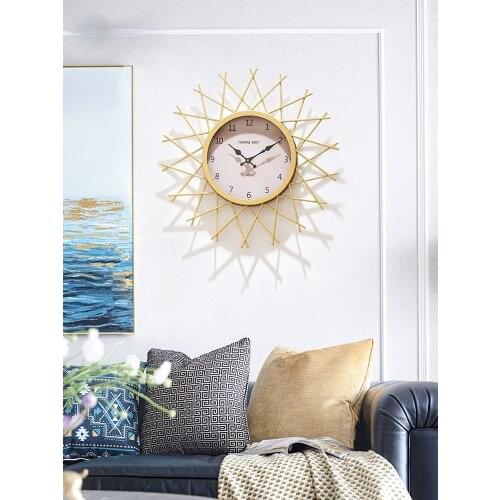 Simple Fashion Mute Digital Clock Modelling of Golden Sun Wall Clock Modern Design reloj de pared Living Room Decoration