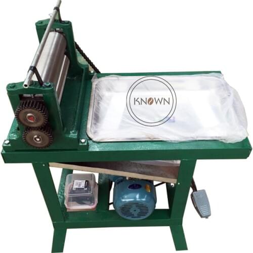 Low price 74*195MM Rollers Bee Wax Foundation Sheet Mills Machine Comb Foundation Machine