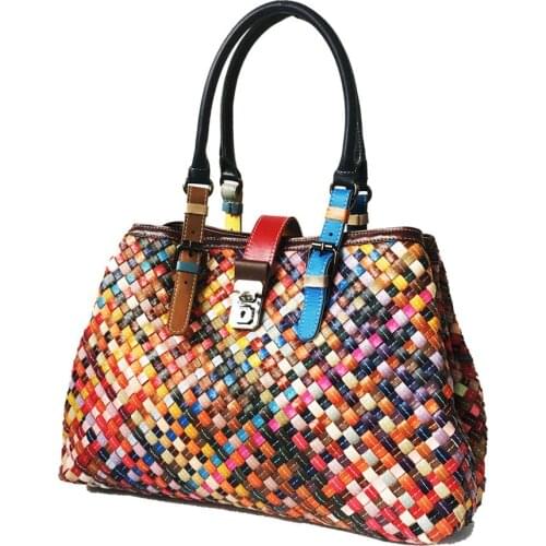 2020 Genuine Leather Womens Woven Handmade Sheepskin Shoulder Casual Leather Womens Bag