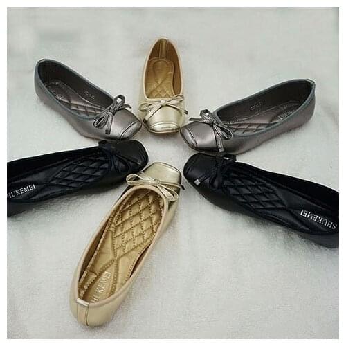 New 2020 Spring and Autumn Metal Bow Ballet Flat Shoes Womens Square Toe Shallow Mouth Peas Shoes Casual Womens Shoes