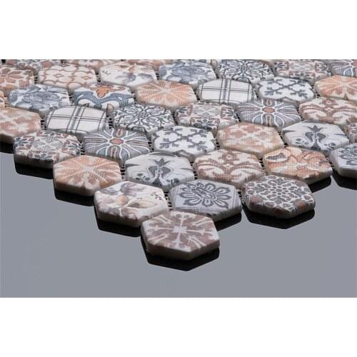 B and q mosaic tiles