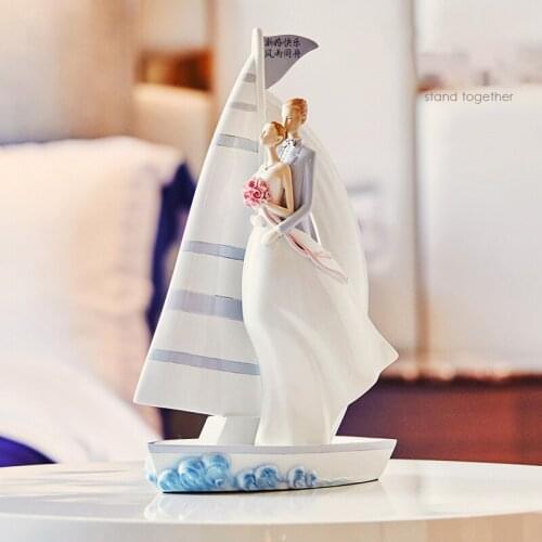 Europe Creative Wedding Gift Crafts Ornament Poople Statues Art Home Office Livingroom Resin Figurines Decoration Birthday Gift
