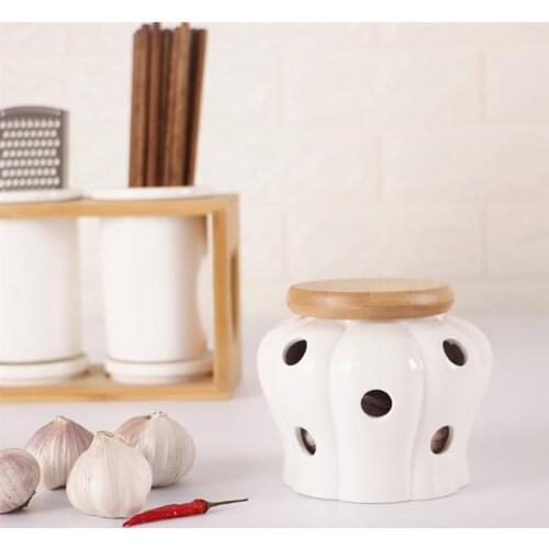Round Ceramics Jars Storage Container with Bamboo Lids for Sealing Garlic Ginger Kitchen Spice Jar