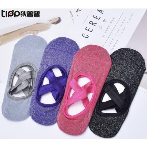 Yoga Socks with Grips for Women, Non Slip Sticky Sock for Pilates & Pure Barre & Walking & Dance & Indoor