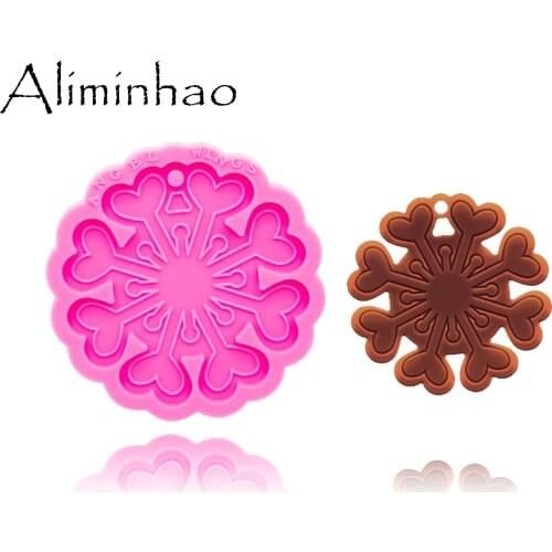 DY0384 Shiny Christmas snowflake mold Silicone Molds DIY resin epoxy keychains Mould for jewelry Key ring pendant decoration
