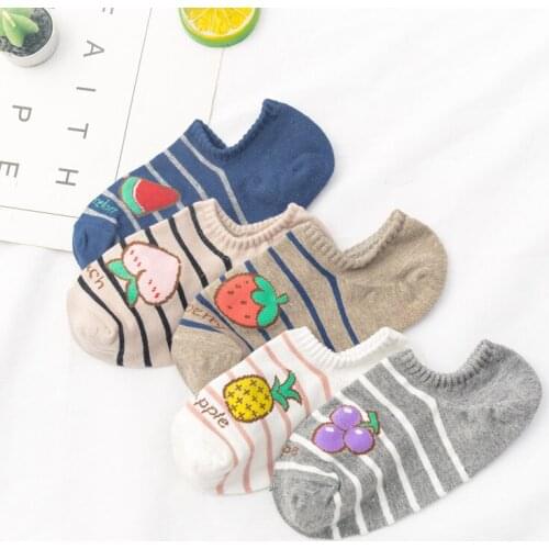 Summer Womens Socks Cartoon Pineapple Strawberry Fruit Cotton Socks Casual Shallow Mouth Invisible Boat Socks Woman Wholesale