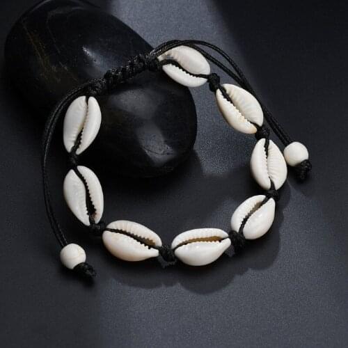 Personalized and creative Hawaiian style leisure hand ornament Natural Shell Hand Woven Bracelet