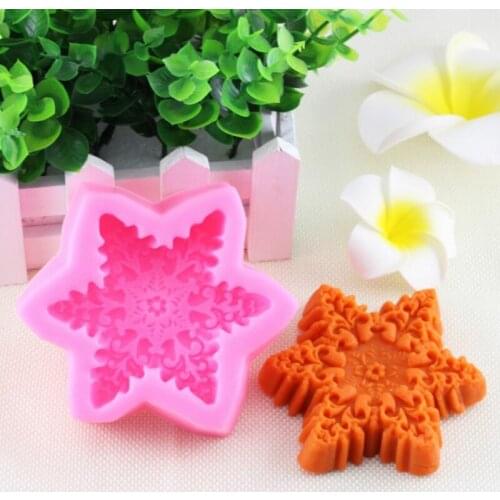 3D Candle Silicone Mould Christmas Snowflake Mold for Chocolate Candy Cake Decorating Tools Candle Soap Gypsum Craft Mold
