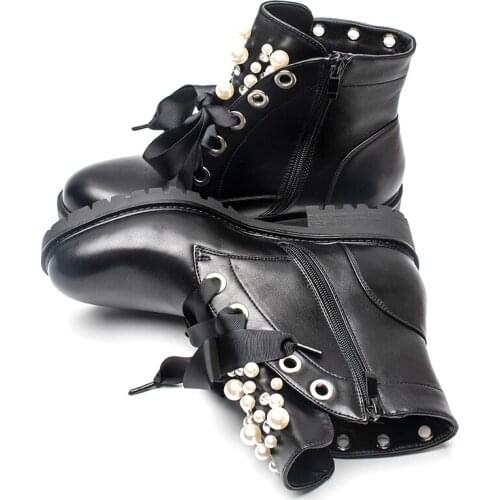 Womens Short Boots Tongue Pearl Strap Womens Boots Fashion Thick Bottom Breathable Winter Square Heel Tube Ankle Boots