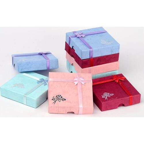 6pcs Approx 9x9x2cm Cardboard Randomly Mixed Color Square Bracelet Gift Boxes with Sponge and Fabric inside for Christmas Xmas