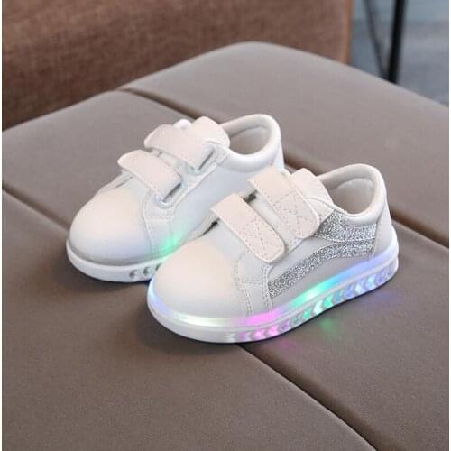 Child Sport Shoes Spring Luminous Fashion Breathable Kids Boys Net Shoes Girls Anti-Slippery Sneakers With Light Running Shoes