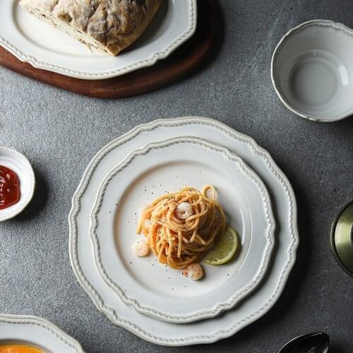 1PC RELMHSYU European Style Retro Embossed Saucer Dinner Plates Coffee Water Milk Mug Ceramic Pasta Dessert Western Plate Dish