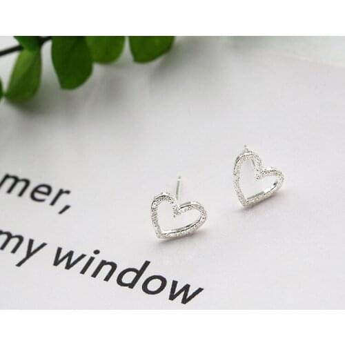 2020 New Trend Hollow Heart-shaped Love Female Earrings