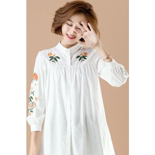 Female 2019 Spring Summer New Cotton and Linen National Wind Wild Shirt Fashion Casual Coat Retro Embroidery Shirt Chaqueta