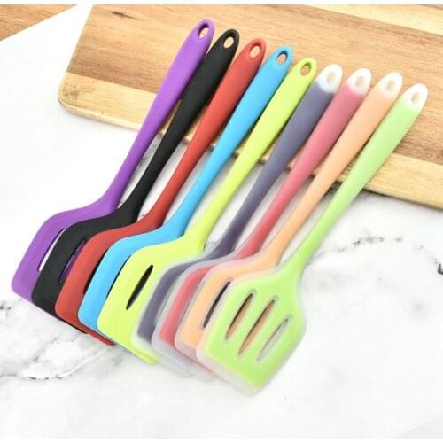 Justdolife Kitchen Cooking Turner Silicone Slotted Cooking Spatula Cooking Utensil for Home Beef Meat Scraper Cooking Utensils