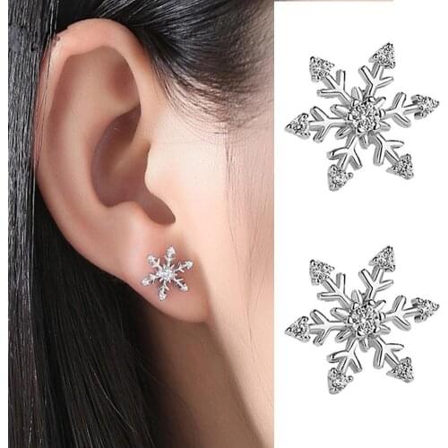 Elegant Women Rhinestone Inlaid Snowflake Ear Stud Earrings Jewelry Xmas Gift