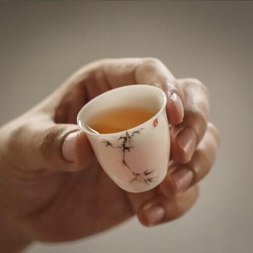 Master hand-painted ink bamboo tea cup white porcelain tea cup ceramic Kung Fu tea single Kung Fu tea cup NO.YZ59