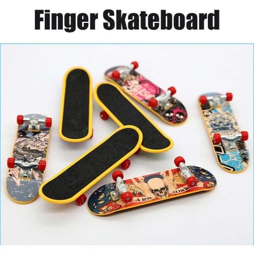 1pcs Fingerboard Mini Finger Skateboard Finger Skate Scooter Throwbacks Original Boys Mini Skateboard Toy Gifts Wholesale