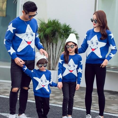 Autumn Winter Family Matching Clothes Sweater Merry Stars Mom Daughter Knit Sweater Long Sleeve Christmas Daddy Son Costumes