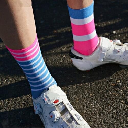 Professional New Cycling Socks High Cool Tall Mountain Bike Socks Outdoor Sport Compression Socks Sale Running Socks Whoelsale