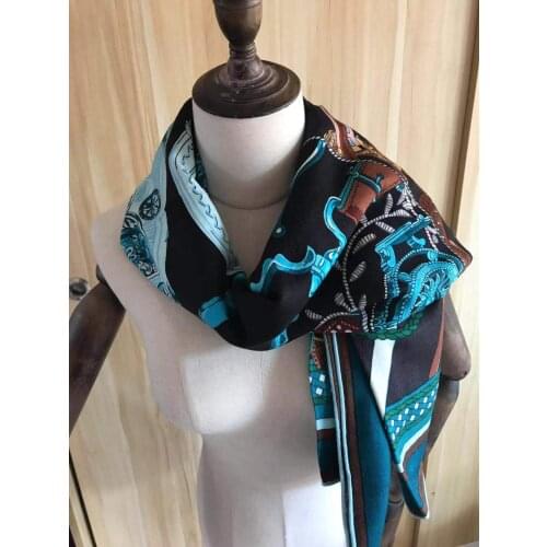2020 new arrival autumn winter classic design 140*140 cm colorful scarf 65% cashmere 35% silk scarf wrap for women lady girl