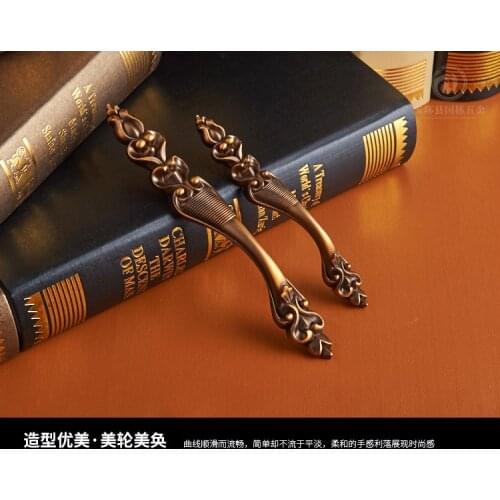 Antique Cabinet Handles and Knobs, Wardrobe Drawer Pull Shoe Ark Small Handle Golden Coffee and Silver Color