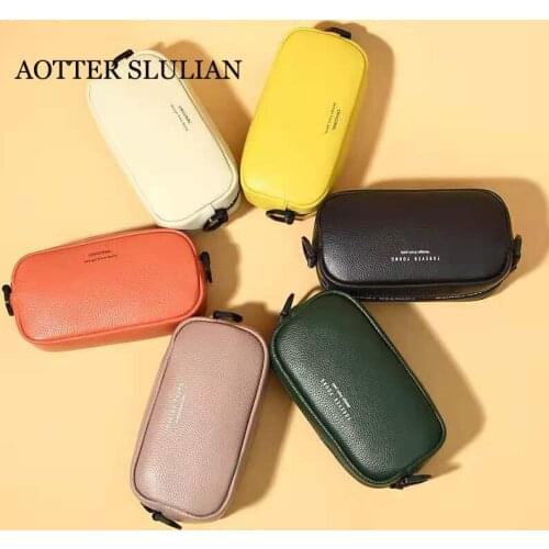 AOTTER SLULIAN Clutch Bags