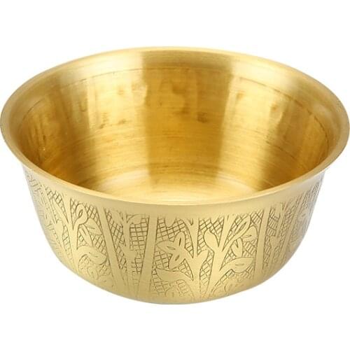 Bronze bowls for water supply in temples, home furnishings for worshiping gods and sacrificial rice bowls