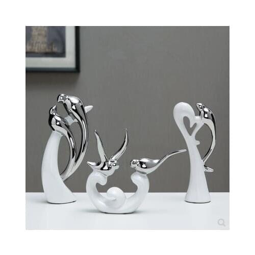 Three cute white electroplated ceramic bird crafts, home office desktop decoration gifts, beautiful birds, European country styl