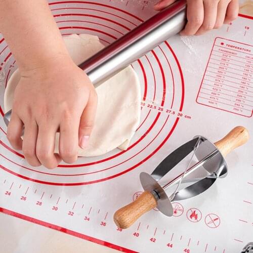 Stainless Steel Rolling Cutter Baking Croissant Dough Pastry Bread Wheel Tool Croissant Cutter Baking Pastry Tools Wood