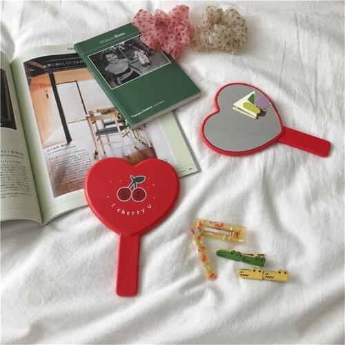 Cute SPA Salon for Women with Handle Makeup Tool Handheld Heart-shaped Makeup Mirror