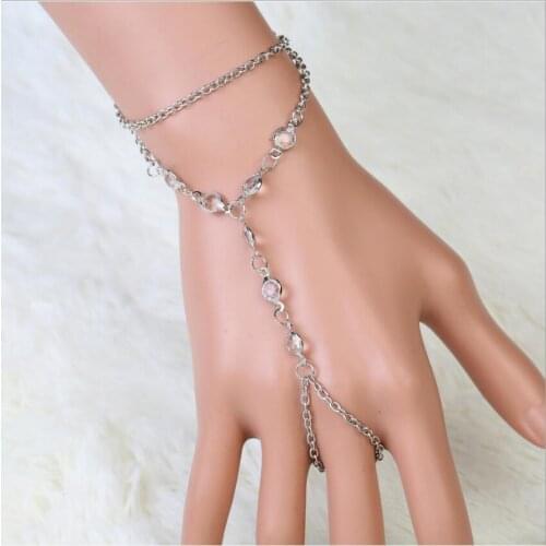 Simple Cute Rhinestone Pendant Chain Bracelet Trendy Exquisite Connected Finger Bracelets Hand Accessories for Women Gifts S1816