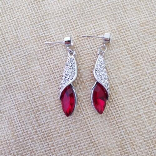 2019 Desert Light Silver Dark Red Earrings, Stud Earrings, Womens Birthday Gifts 925 Sterling Silver Wedding Accessories S0174