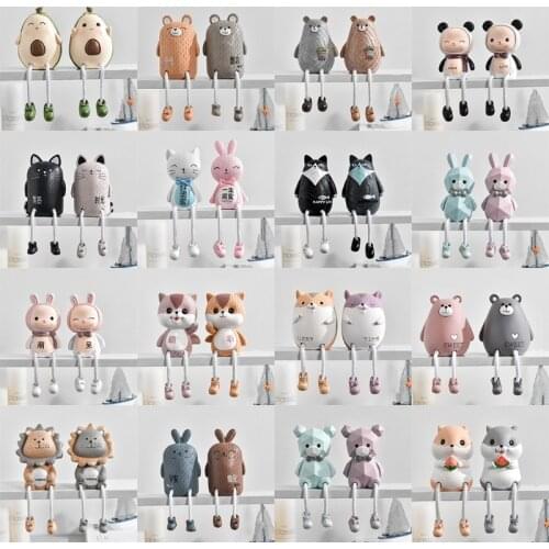 2pcs/Set Cute Animals Style Creative Wall Hanging Foot Doll Resin Crafts Hanging Leg Doll Elf Figurines Home Decoration