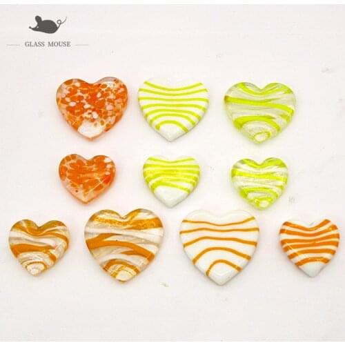 New Decorative Figurines Mini murano handmade flat glass heart-shaped ornament Wedding room party home decor Art accessories X10