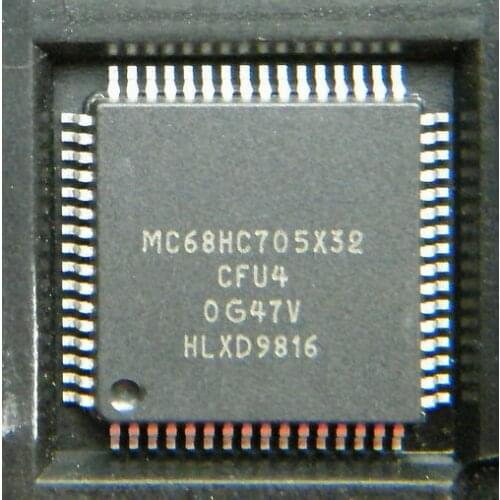 2pcs/lot MC68HC705X32CFU4 MC68HC705X32CFUE4 MC68HC705X32 0G47V QFP64