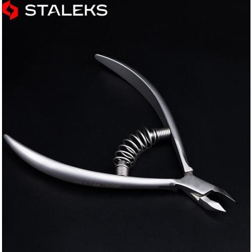 Professional Stainless Steel Toenail Cuticle Nipper High Precision Dead Skin Scissor Nail Cuticle Scissors Plier Manicure Tool