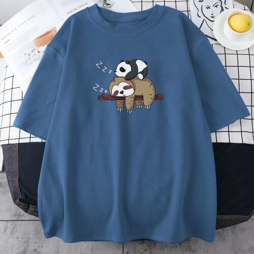 Panda Lying On A Sloth Prints T-Shirt Woman Loose All-Match Short Sleeve Loose Crew Neck Streetwear Funny Pattern T Shirt Woman