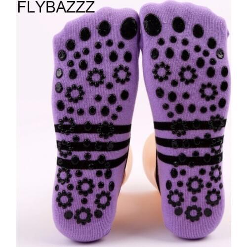 High Quality Women Yoga Socks Sports Slipper Anti-slip Five Fingers Ballet Dance Pilates Socks Yoga Silicone Dots Non-slip Socks