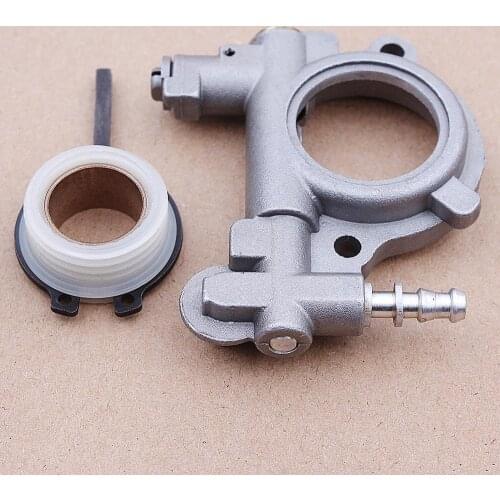 Oil Pump Worm Gear Assembly fits Stihl 024 026 MS240 MS260 Chainsaws Replacement Spare Part 1121 007 1043