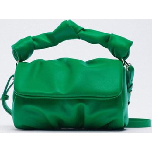 Luxurious Gold Chain Handbag Classic Style PU Leather Crossbody Bag Fashion Shoulder Bag Bucket bag