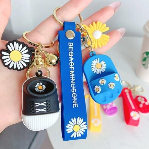 Cute Shoes Keychain Kawaii Sinicone Mini Shoes Flowers Car Key Chain Accessories Women Bag Charm Creative Couple Gift Key Chains