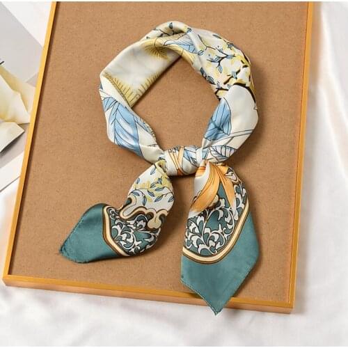 Luxury Leaves Printed Women Spring Autumn Silk Hair Scarf Multifunction Casual Small Square Head Scarves for Girls Bandana 2021