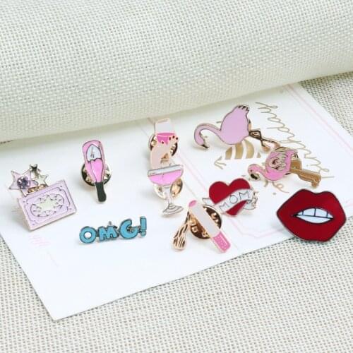 Lovely Pink Cartoon Brooches Wine Cigarette Flamingo Enamel Metal Pin Jeans Lapel Pins Bag Icon Badge Women Broche Jewelry Gifts