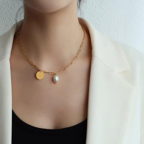 South Korea Dongdaemun Necklace Women Retro Temperament All-match Fashion Shaped Baroque Pearl Necklace Womens Gifts