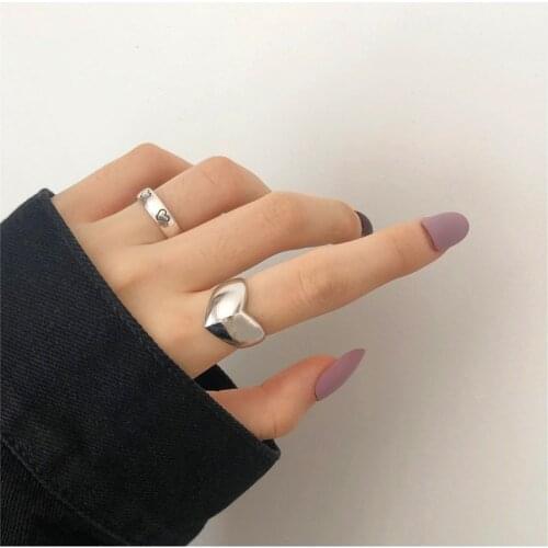 Miuoxion Wholesale Retro Love Ring Simple Fashion Personality Jewelry For Women Feature Namour Charm Couple Gift All Seasons
