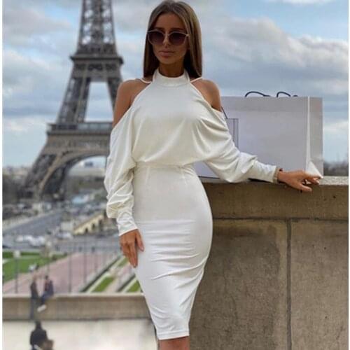 Winter Luxury Sexy Long Sleeve Backless Pearl Chain Black White Women Dress 2020 Designer Fashion Evening Party Dress Vestido