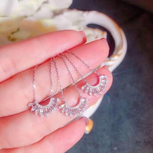 Huitan Novel Design Pendant Womens Necklace with Brilliant Crystal CZ Stone Luxury Wedding Engagement Trendy Jewelry Fancy Gift