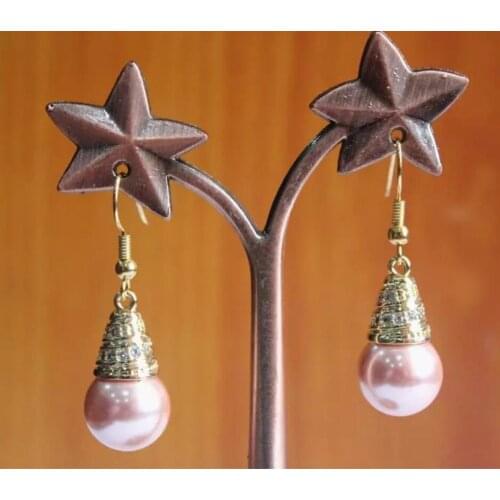 Fashion temperament womens gold plated 12 mm light pink shell pearl earrings